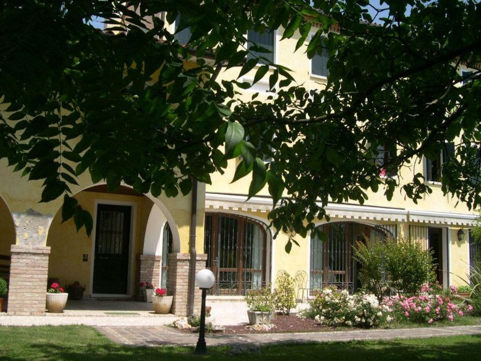 Ca L'Oasi Bed & Breakfast ซานโดนาดิเพียเว ภายนอก รูปภาพ